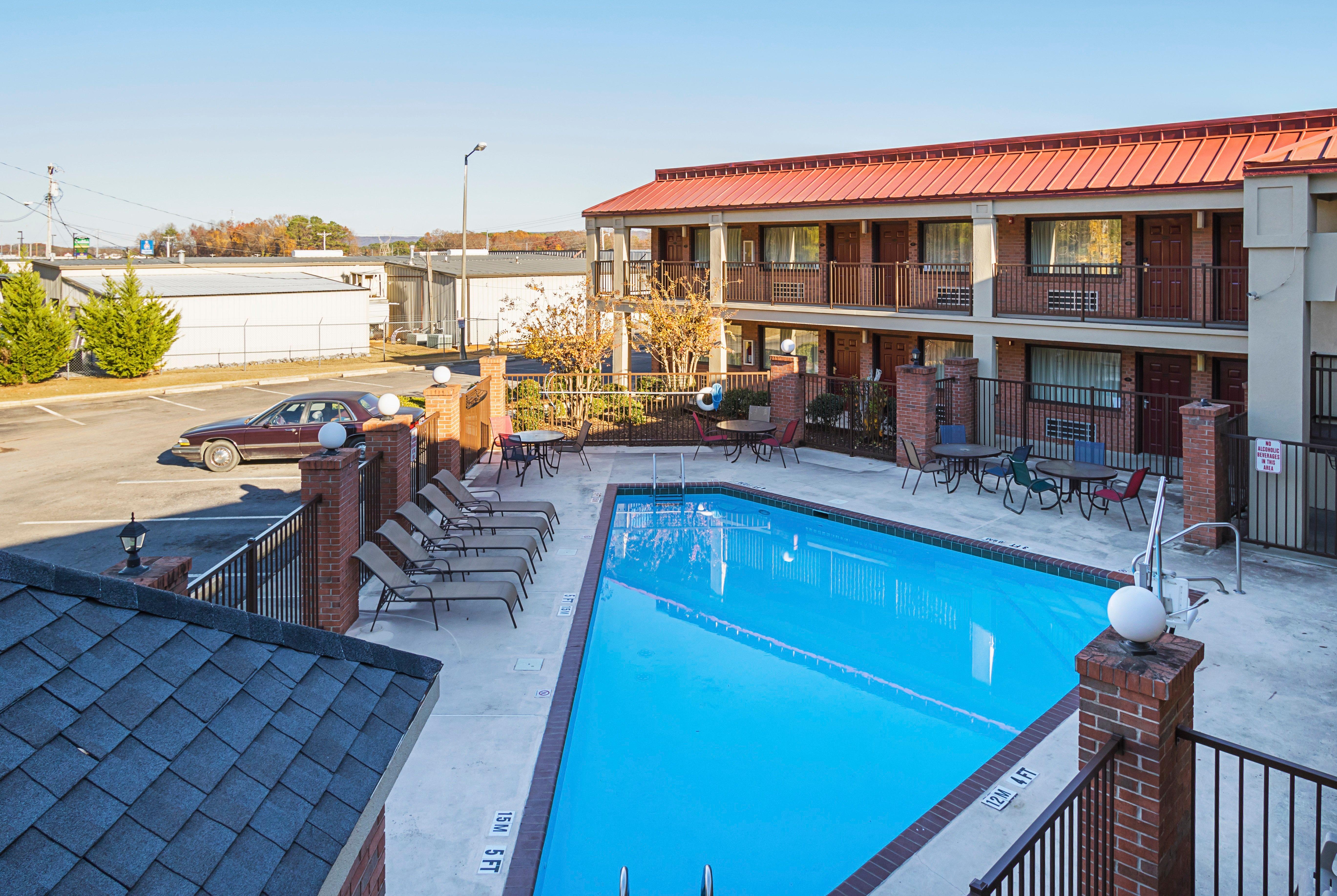 Red Roof Inn & Suites Scottsboro Extérieur photo